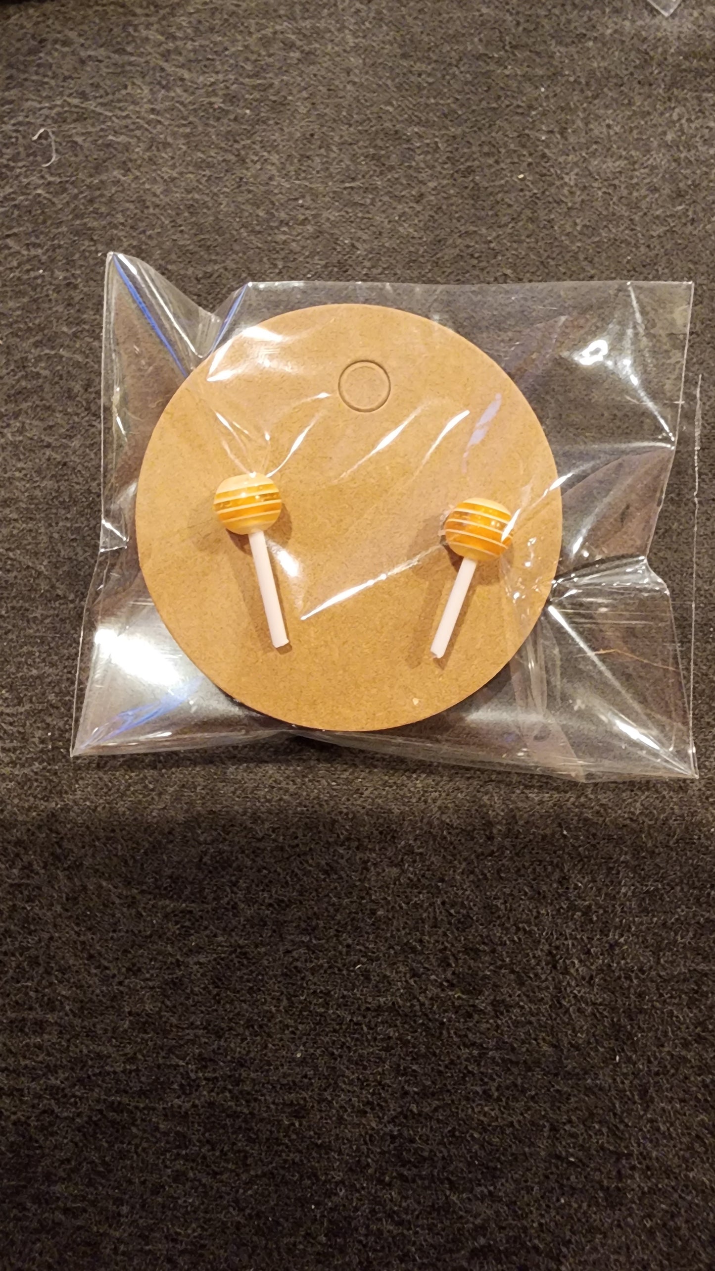 Lolliepop studs