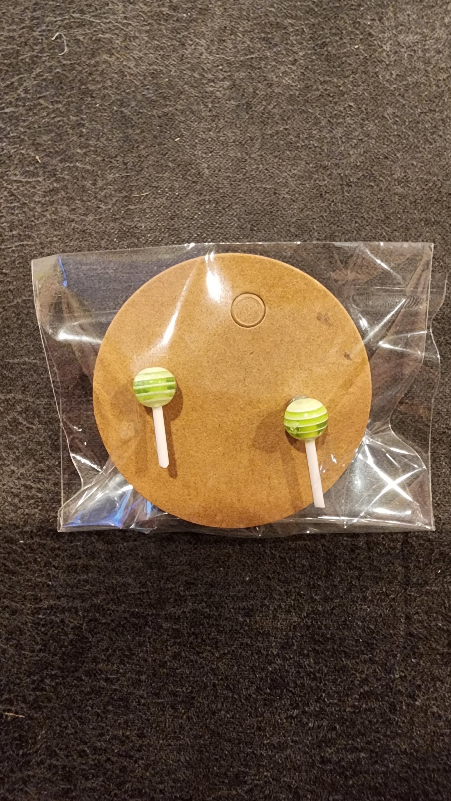 Lolliepop studs