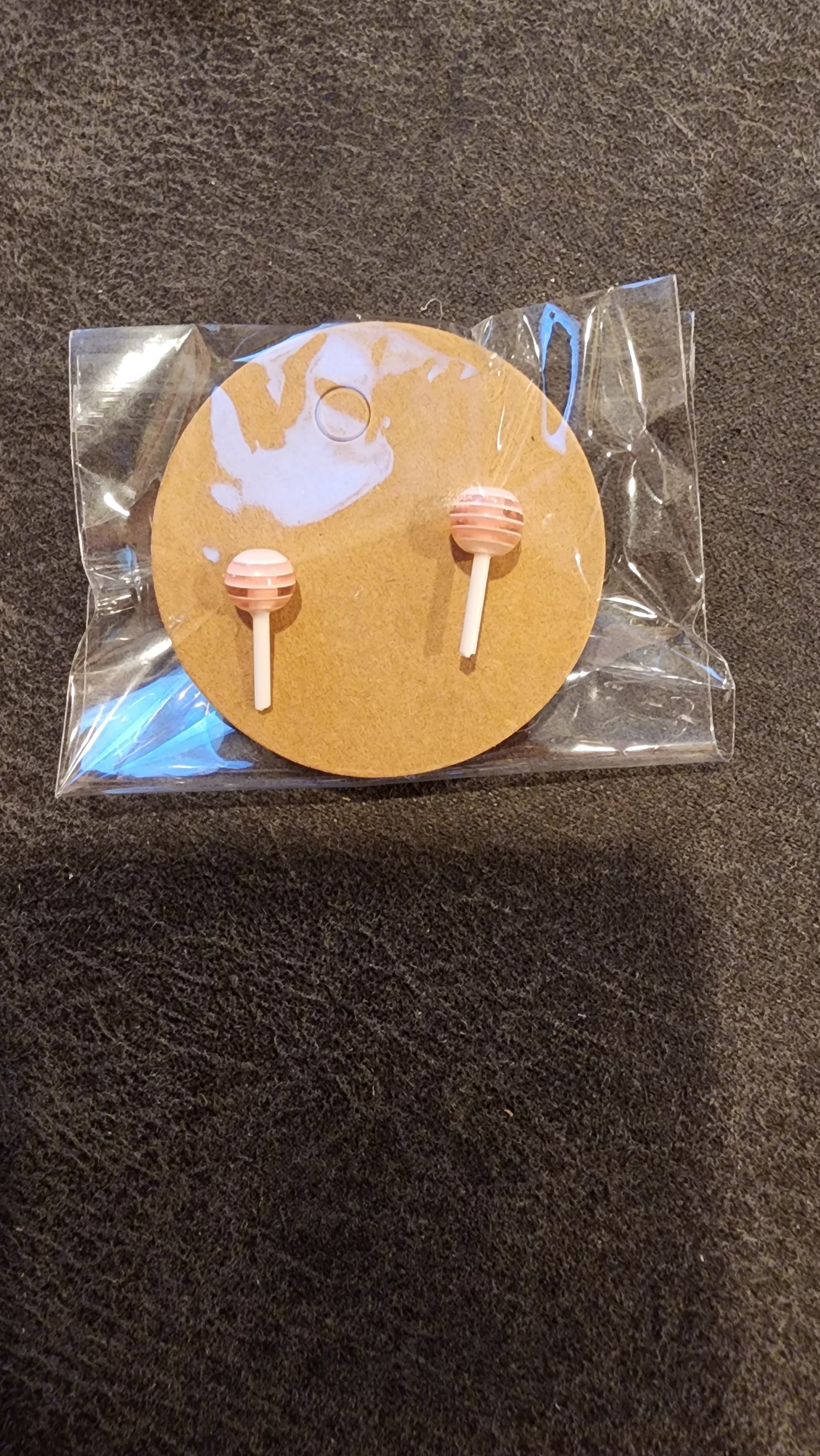 Lolliepop studs