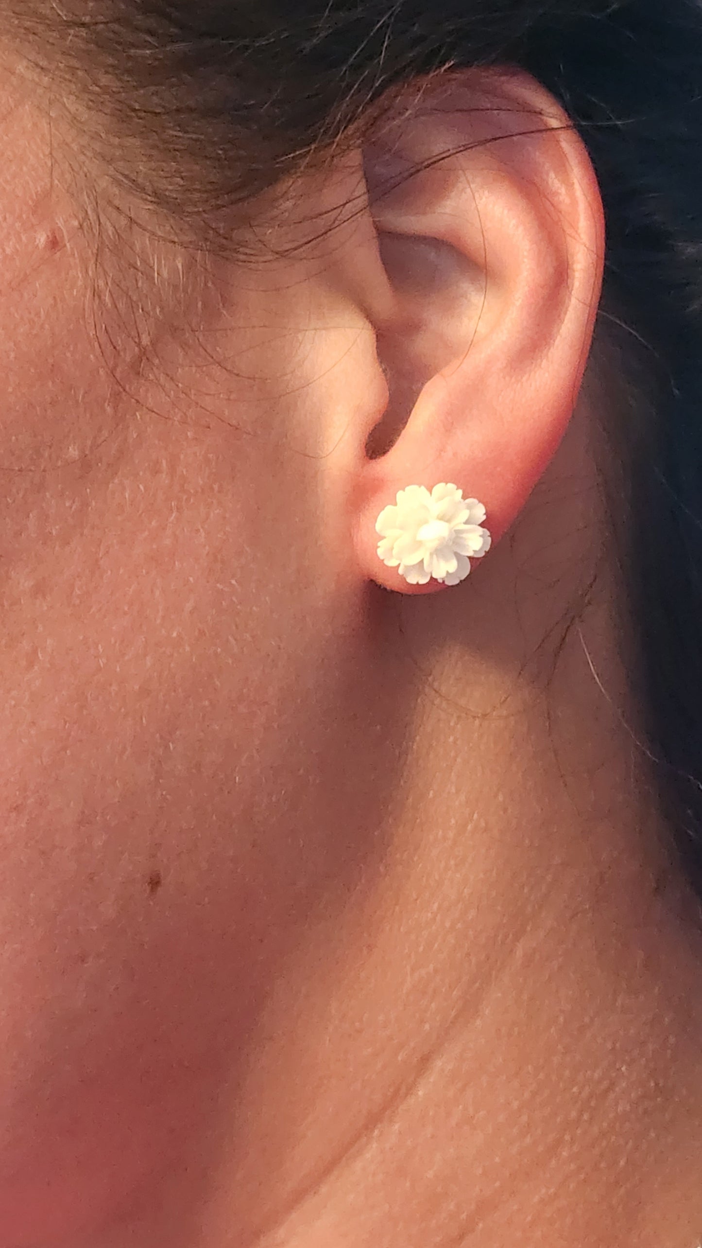 Flower studs